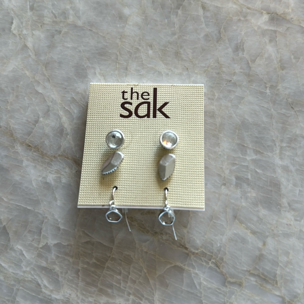 New Women's Silver‎ The Sak Earrings.